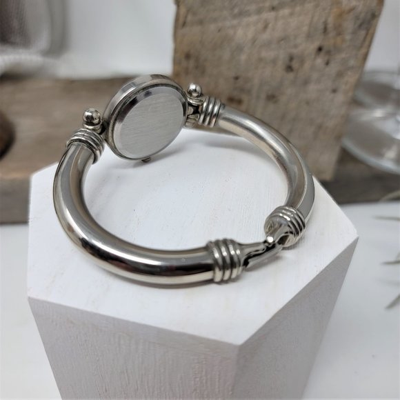 Heavy Bangle Bracelet Watch Vivani Silver MOP Face Mother of Pearl - Picture 6 of 8